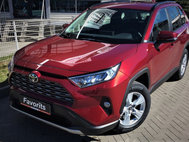 jauna toyota rav4 1me