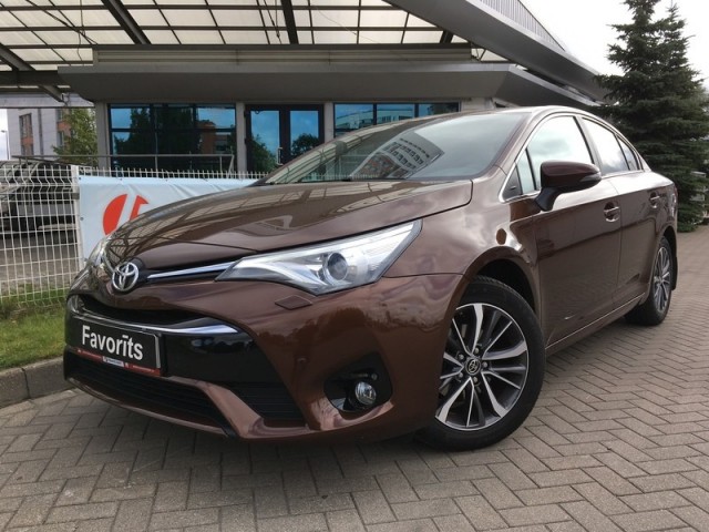 toyota avensis 2017 18b at 61l100km 1q9