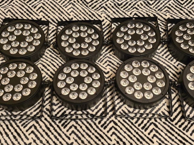 led par 1218w rgbw noma 2es