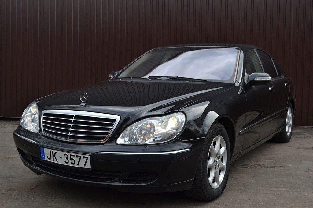 MERCEDES-BENZ S320