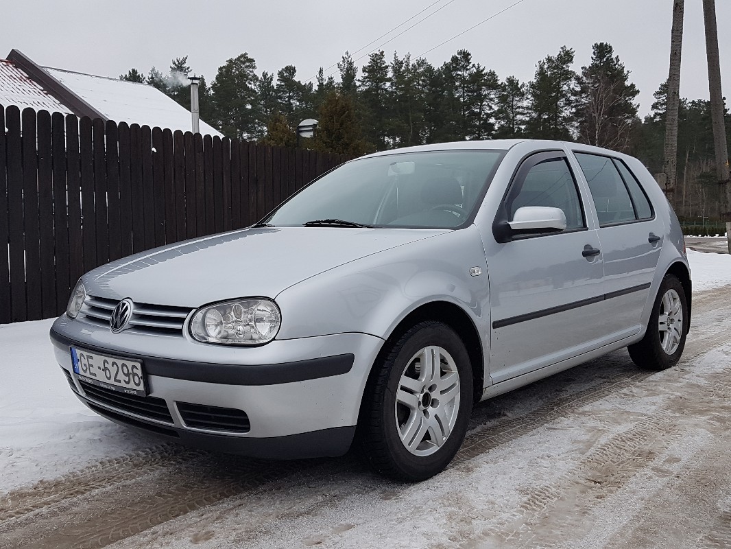 VW Golf 4