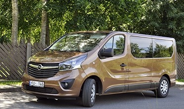 Opel Vivaro / 1,6 / Manual / 2017