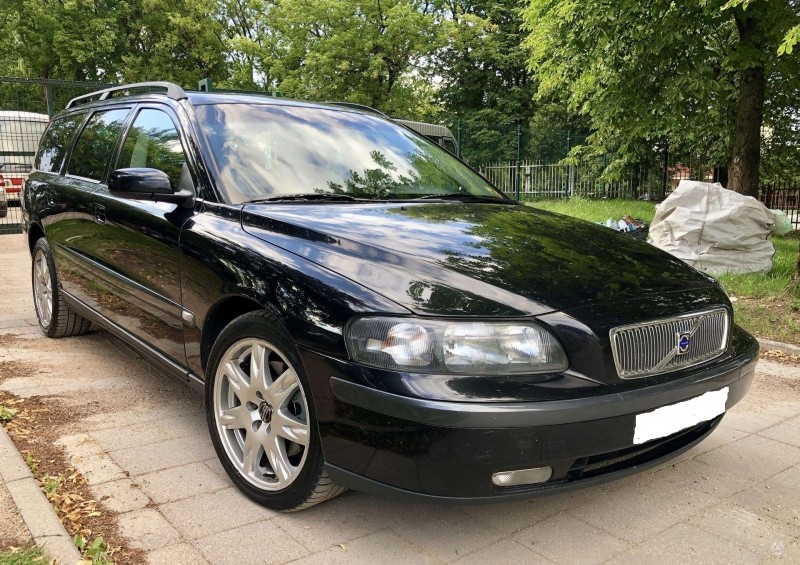 Volvo V70/ 2,4/ AT/ 2004