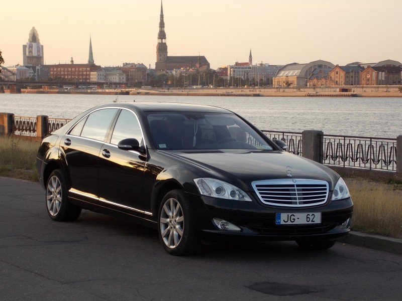 Mercedes Benz Noma/ S500 Long/ AT /2009
