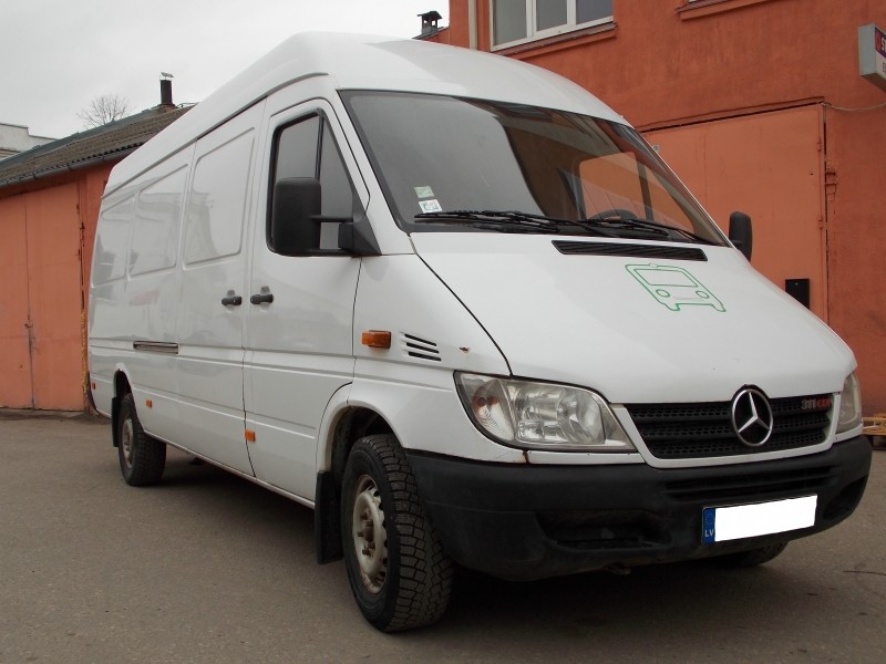 Busrent.lv Mercedes Sprinter / 2,2/ Manual/ 2006
