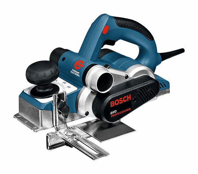 Ēvele BOSCH GHO 31-82