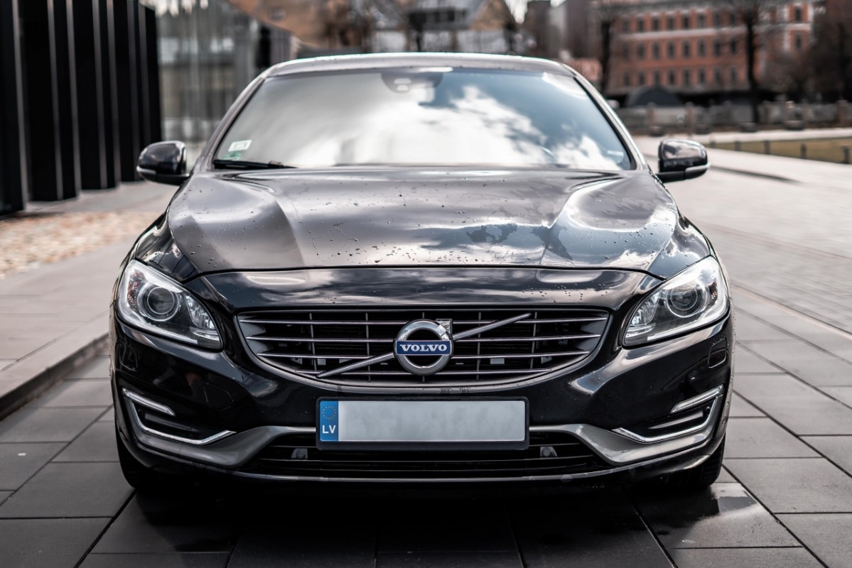 Volvo V60 / Summum D4