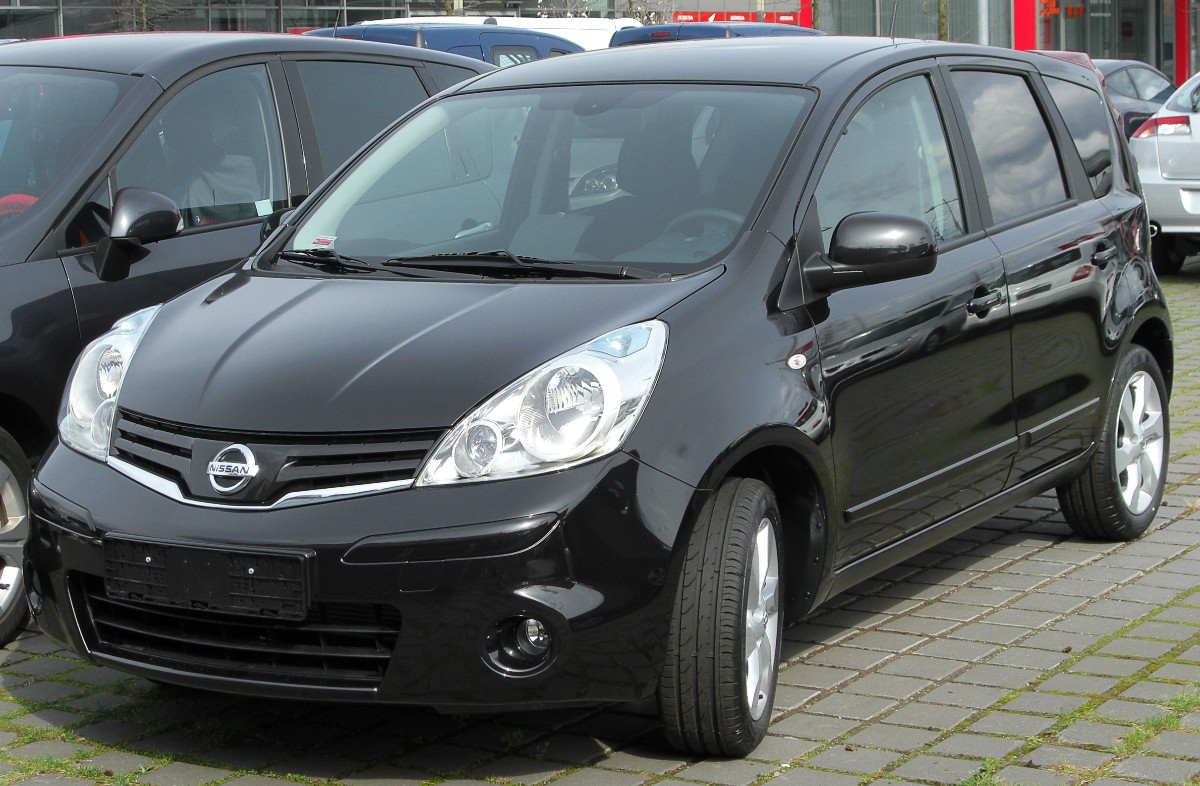 Nissan Note / Automatic /