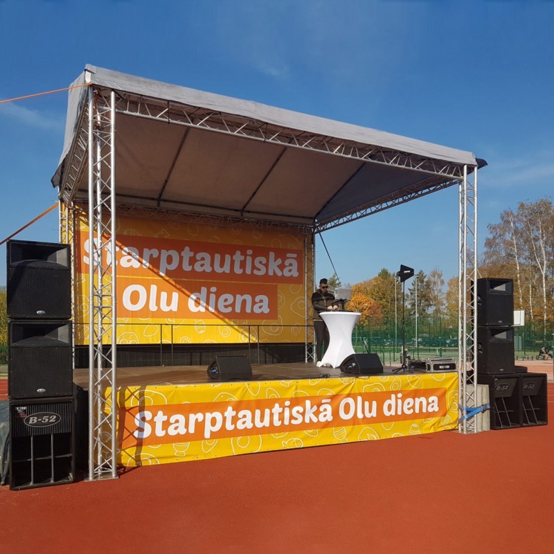 MAZĀ PASĀKUMU SKATUVE 4x6 m komplekts