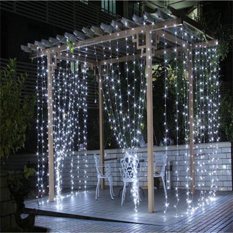 DEKORATĪVS LED GAISMU AIZSKARS 3X3M