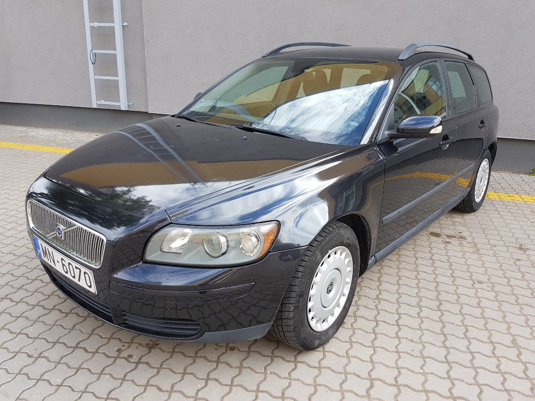 VOLVO V50 dizelis