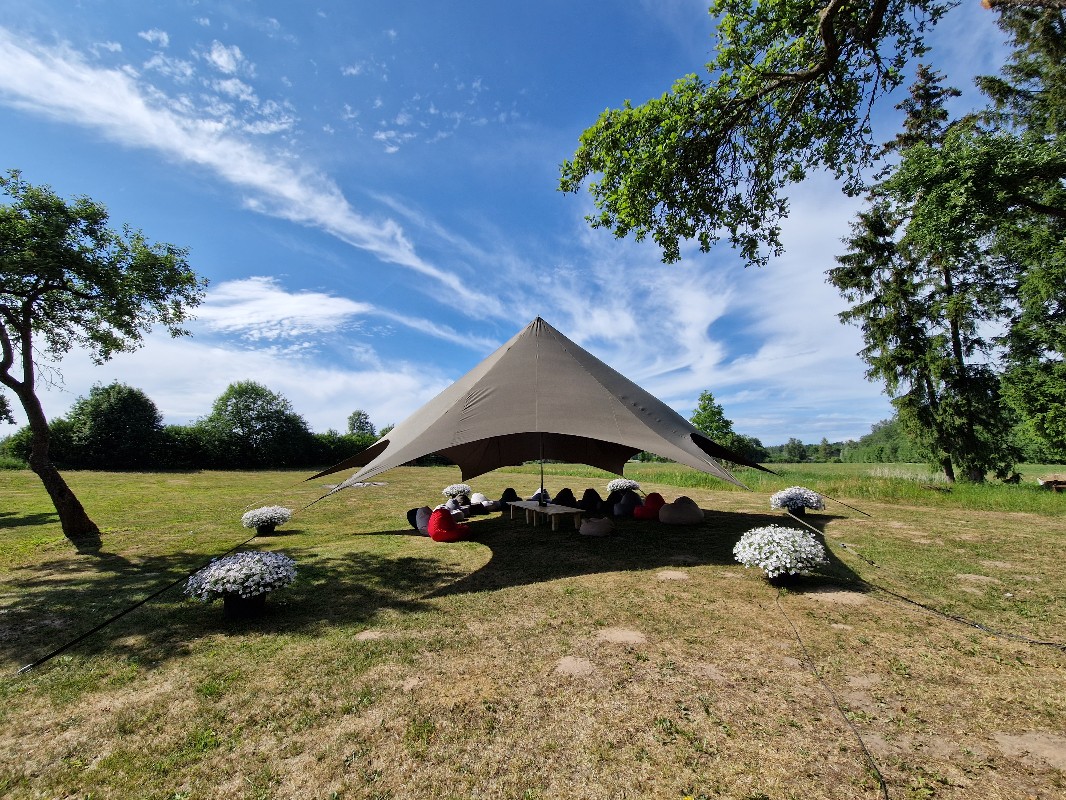 Zvaigznes telts / 50 m² / olīvzaļa